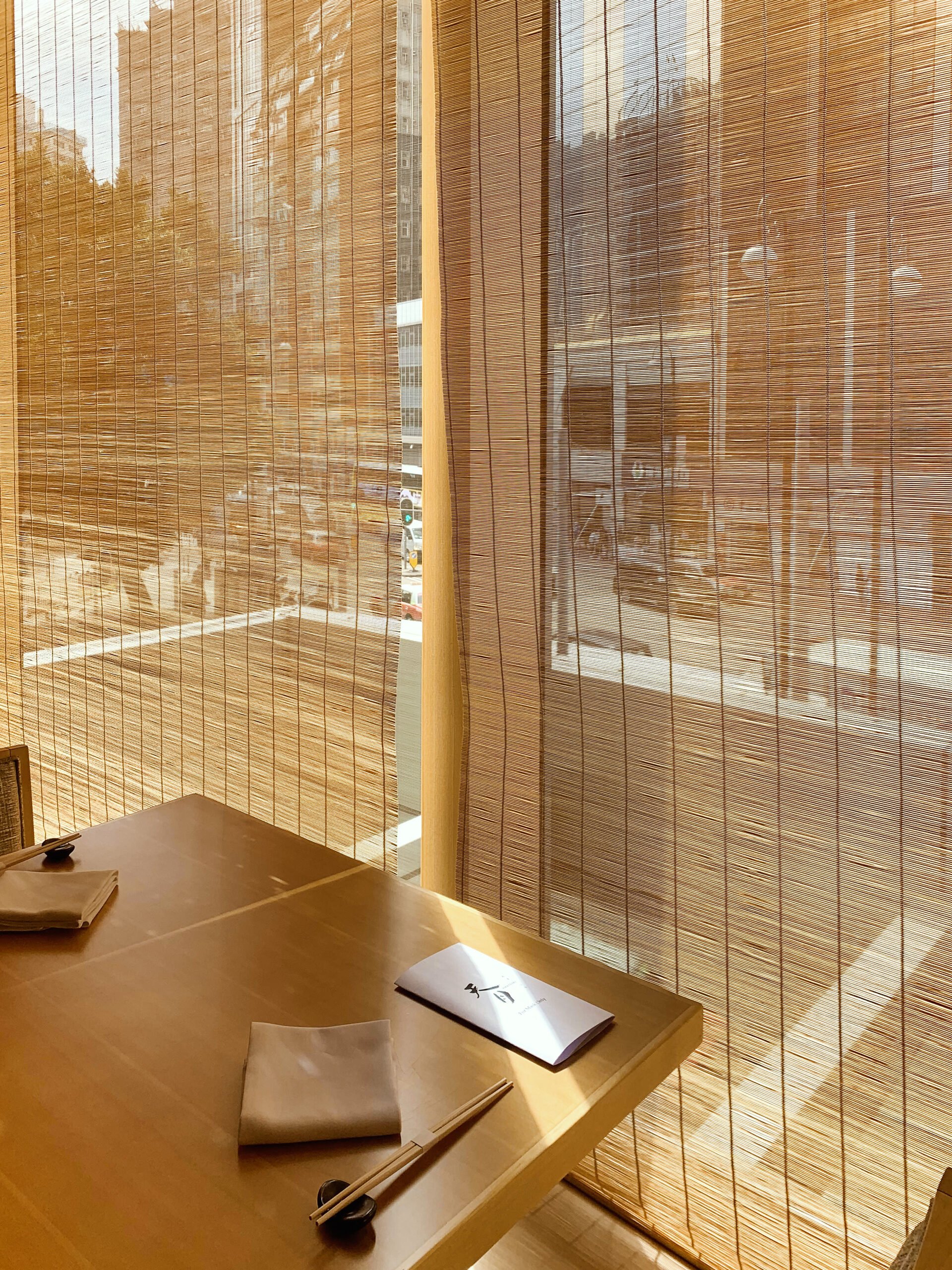 Amatsuki brand identity — Japanese Restaurant design by var.studio (5)