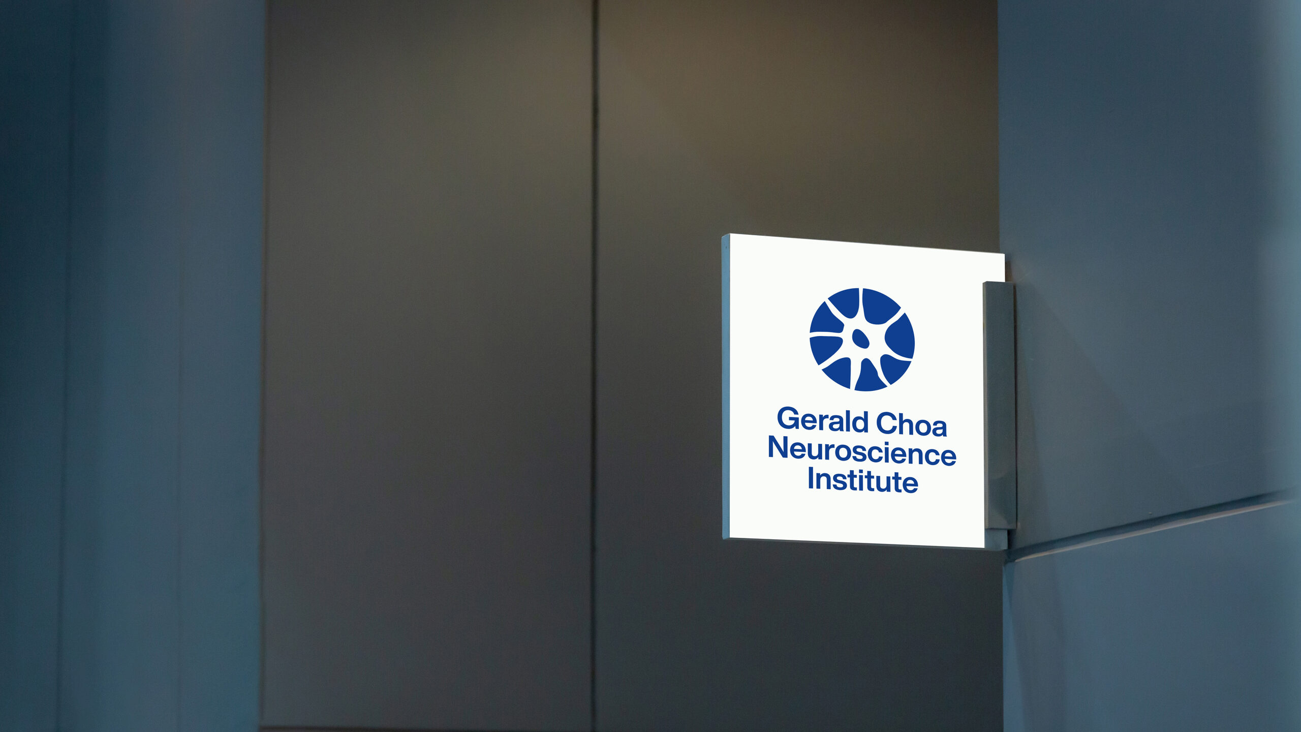 GCNI brand identity — Neuroscience Institute design by var.studio (4)