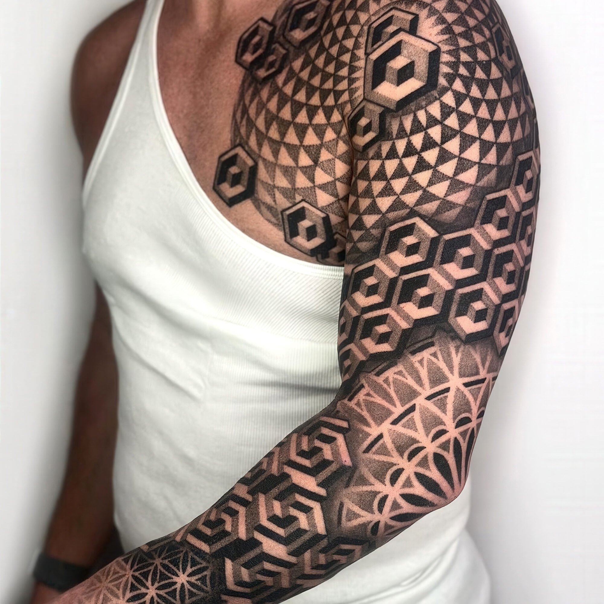 Suttoos brand identity — Tattoo Studio design by var.studio (9)