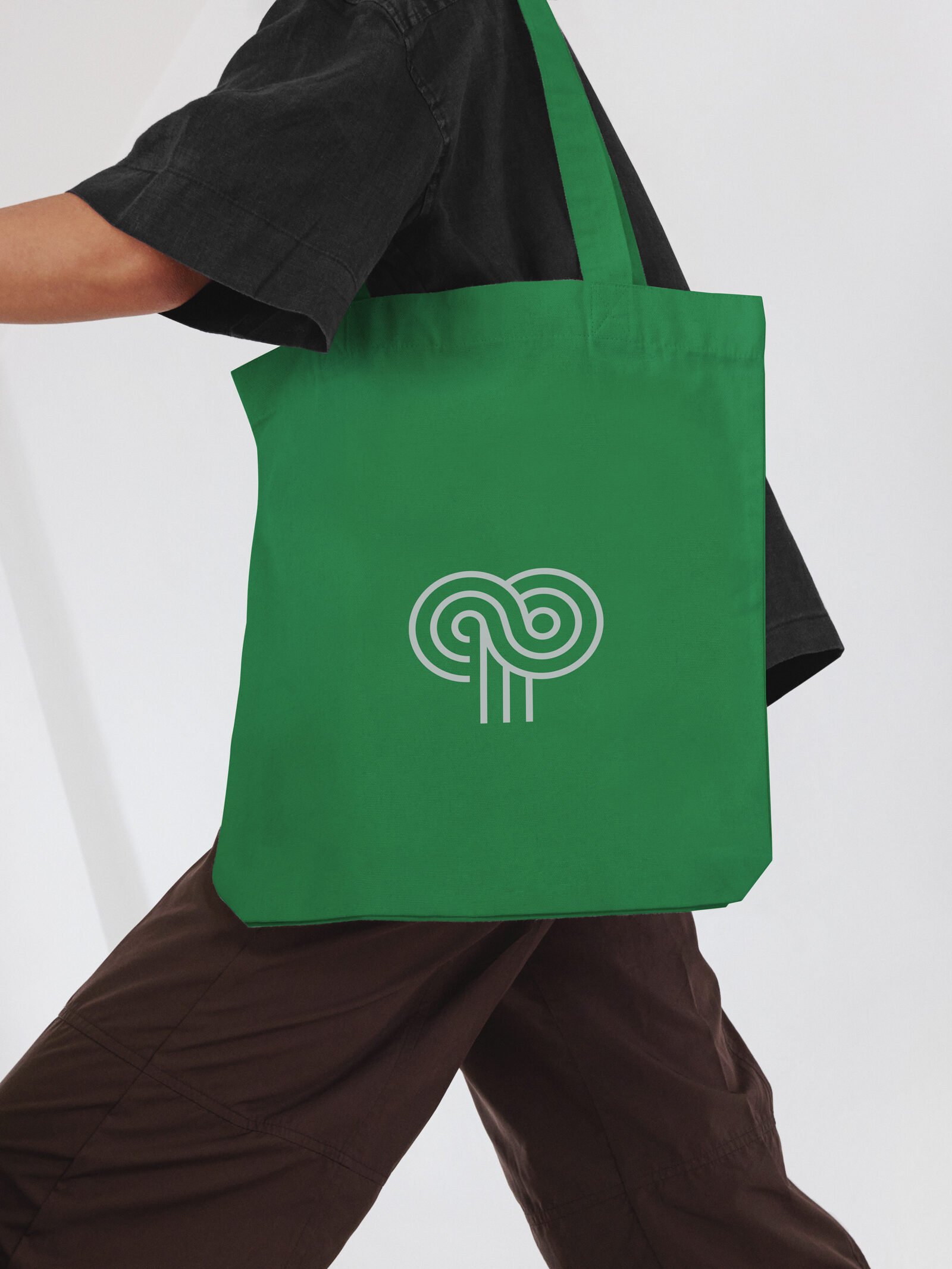 Plantovate brand identity — Agritech design by var.studio (11)